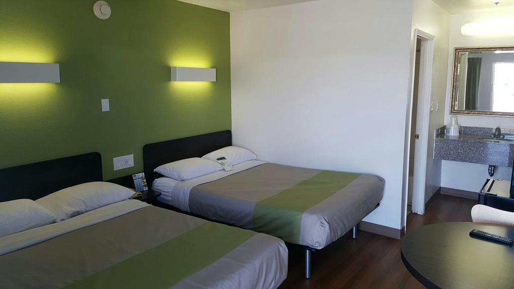 Motel 6-El Paso, Tx - West ภายนอก รูปภาพ