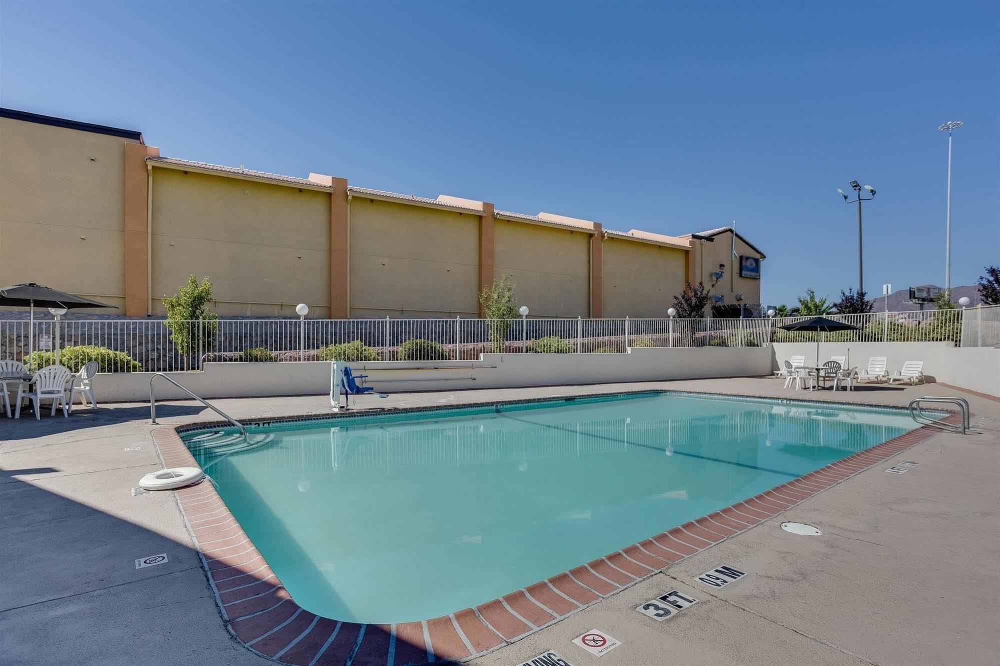 Motel 6-El Paso, Tx - West ภายนอก รูปภาพ